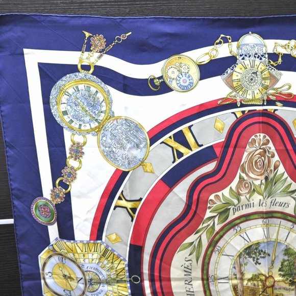 HERMES Carre 90 Scarf "parmi les fleurs je compte les heures" Silk Navy - Picture 11 of 13